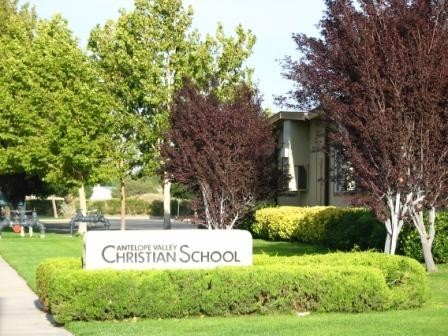 羚羊谷基督中学 Antelope Valley School