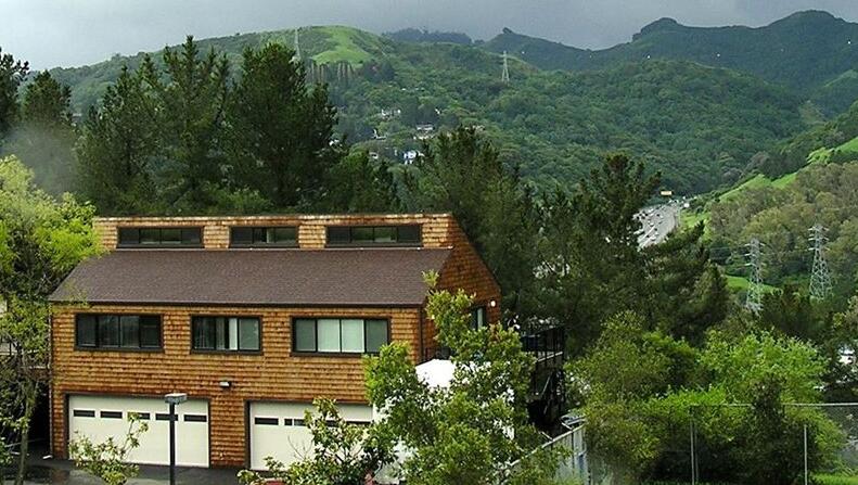 Orinda Academy 奥林达学院