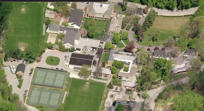 恭喜留美网学员王同学获得 The Bryn Mawr School布林茅尔女校的offer。 The Bryn Mawr School布林茅尔女校是位于巴尔的摩,是一所走读的女子高中,建于1885年,是美国最早的郊区走读学校之一,建在富人区,硬件设施一流。